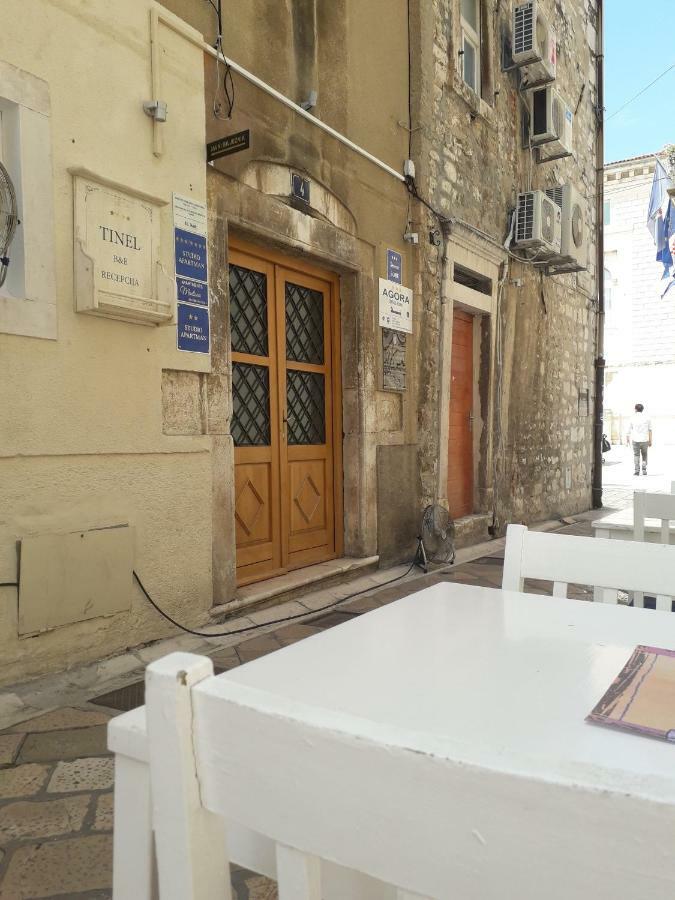 Agora Apartament *